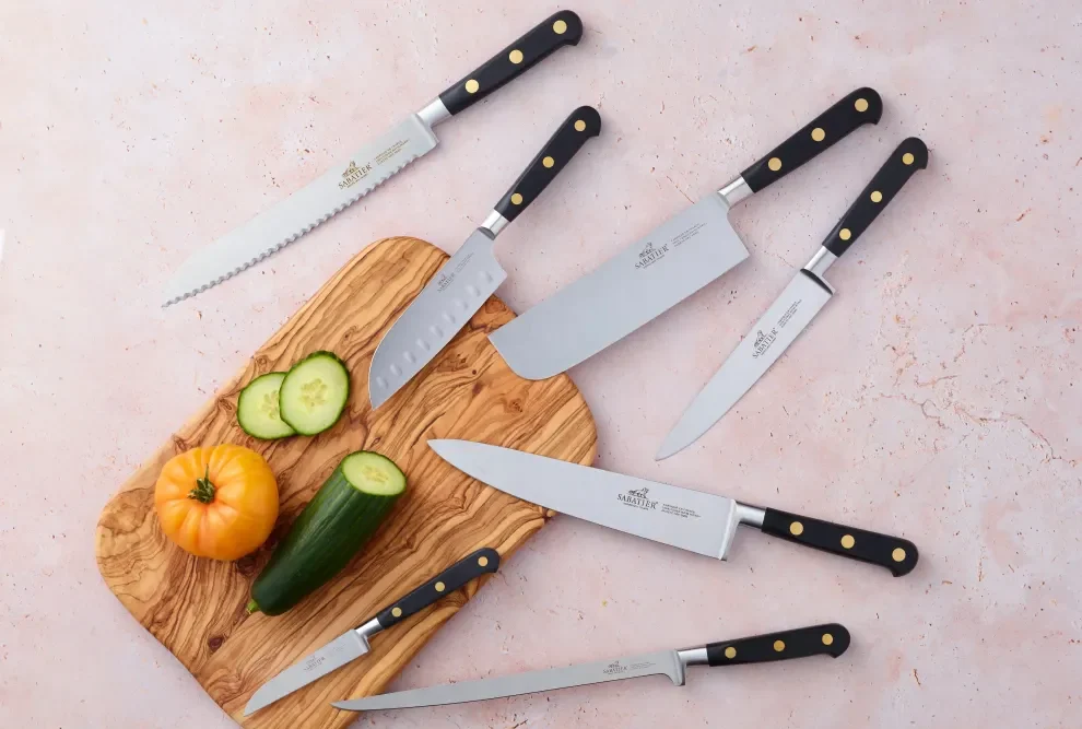 Lion Sabatier Idéal kitchen knives with brass rivets